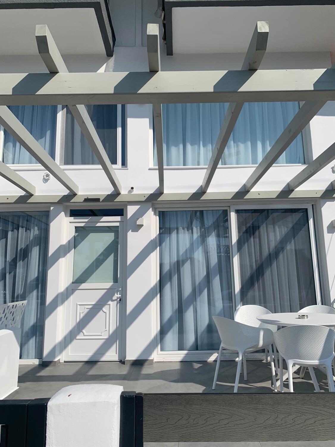 Ocean Blue Suites Ierissos Exterior photo